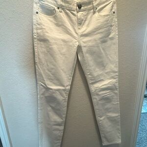 Cabi’s Women's White Jeans size 4